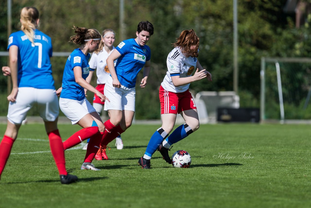 Bild 216 - wBJ Hamburger SV - Holstein Kiel : Ergebnis: 2:0